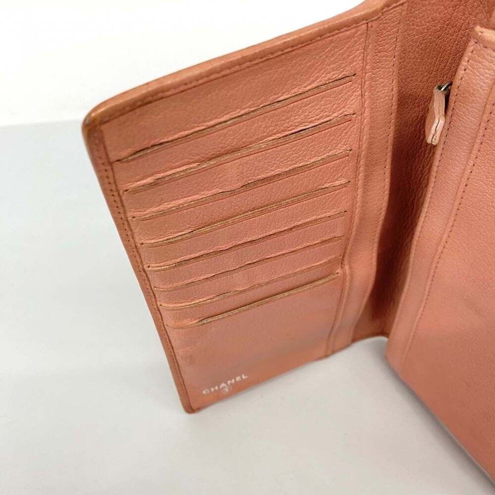CHANEL Pink Leather Wallet - Picture 7 of 11